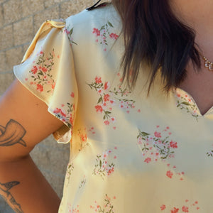 Floral Lights Scallop V Neck Satin Floral Short Sleeve Top