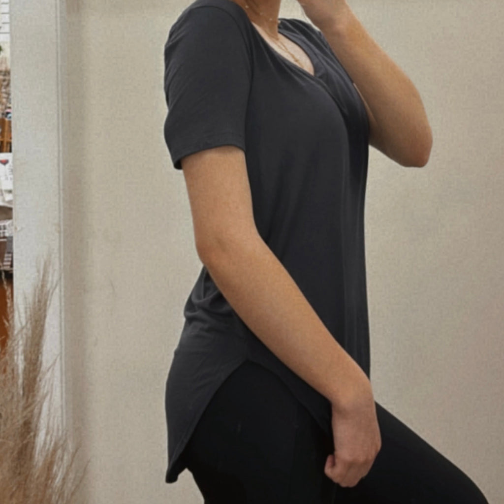 Super Chic V-Neck Short Sleeve Top Navy