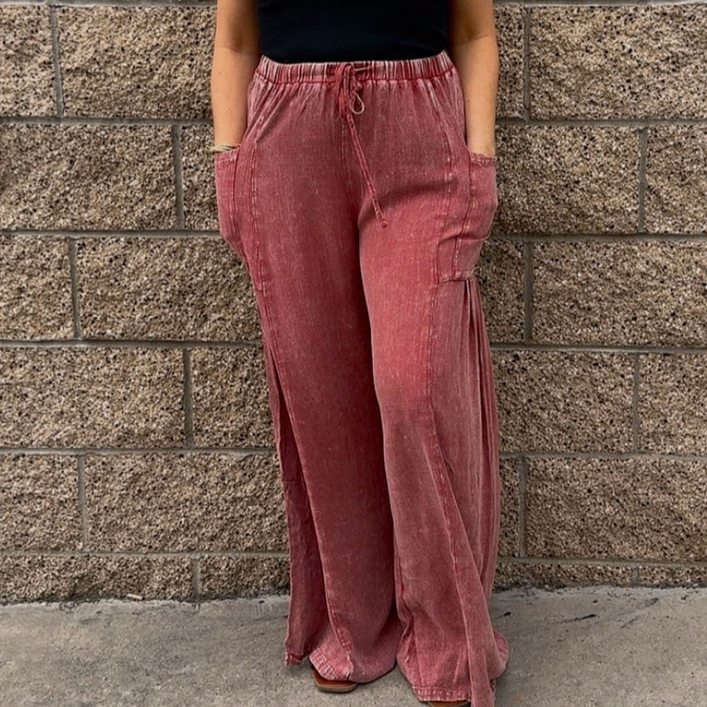 Taking Chances Elastic Waist Linen Bottoms