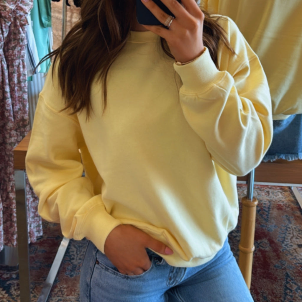 Summer Nights Crew Neck Sweatshirt Yellow