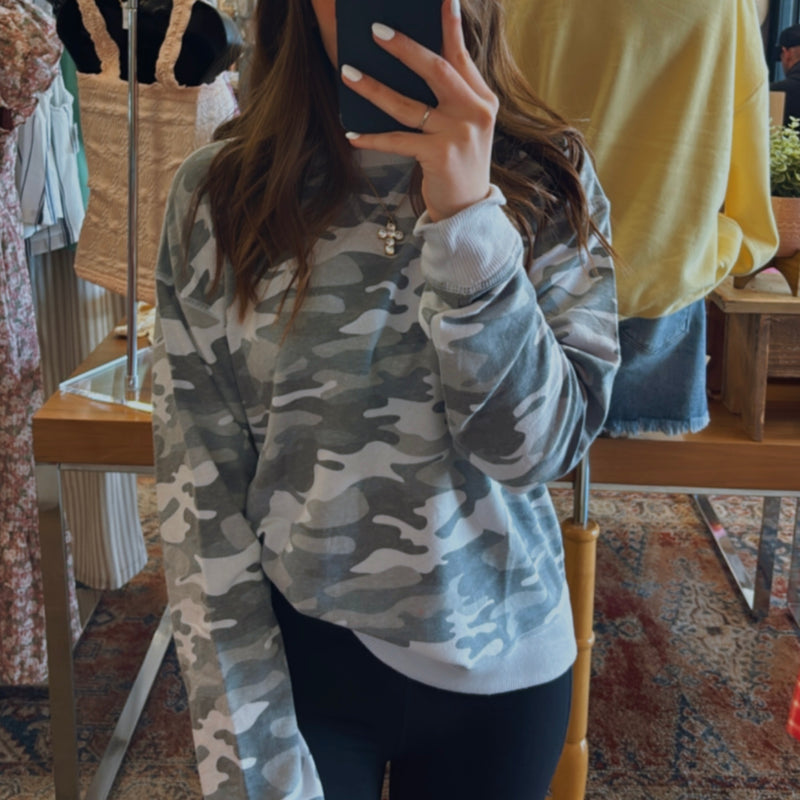 Camo Crewneck Light Weight Sweatshirt