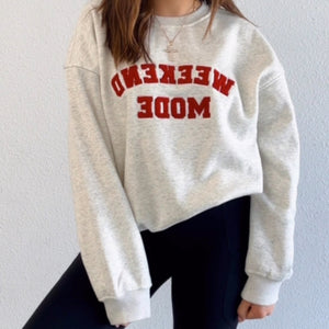 Weekend Mode Crew Neck Fleece Lined Sweatshirt