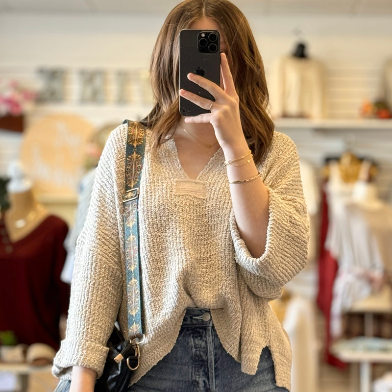 Leonie V-Neck Patch Knit Top