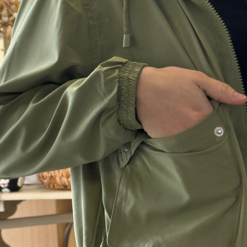 Good To Get Away Cropped Windbreaker Green