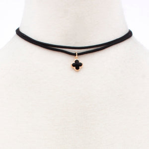 Flower Pendant Choker