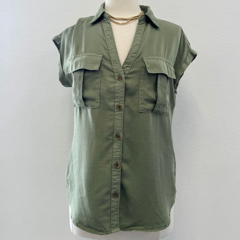 Basically Yes Scoop Neck Top Light Olive