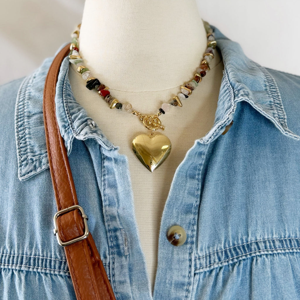 Heart Pendant Stone And Metallic Beaded Necklace Set