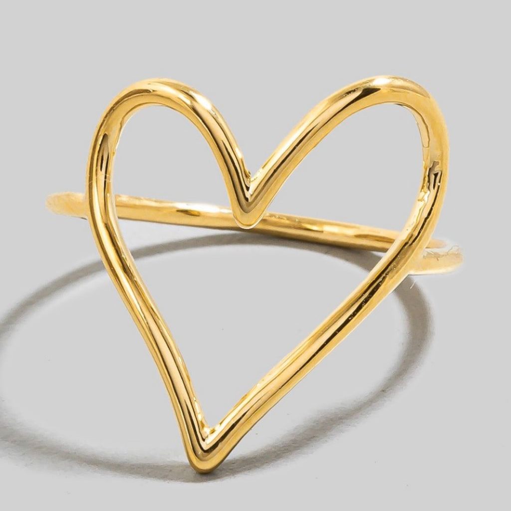 Heart Cutout Band Ring Gold