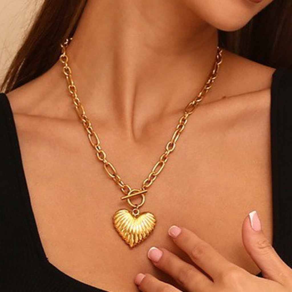 Toggle Clasp Necklace With Heart Charm